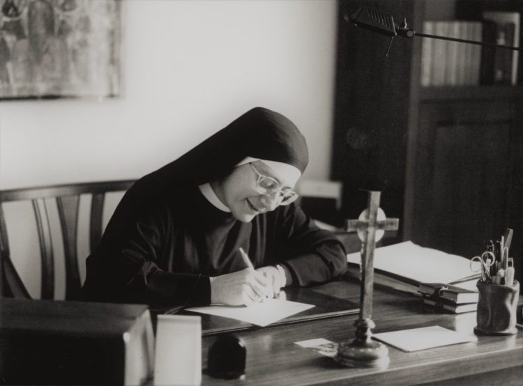 Madre Alessandra Macajone