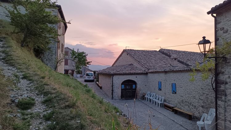 Sostieni il Monastero